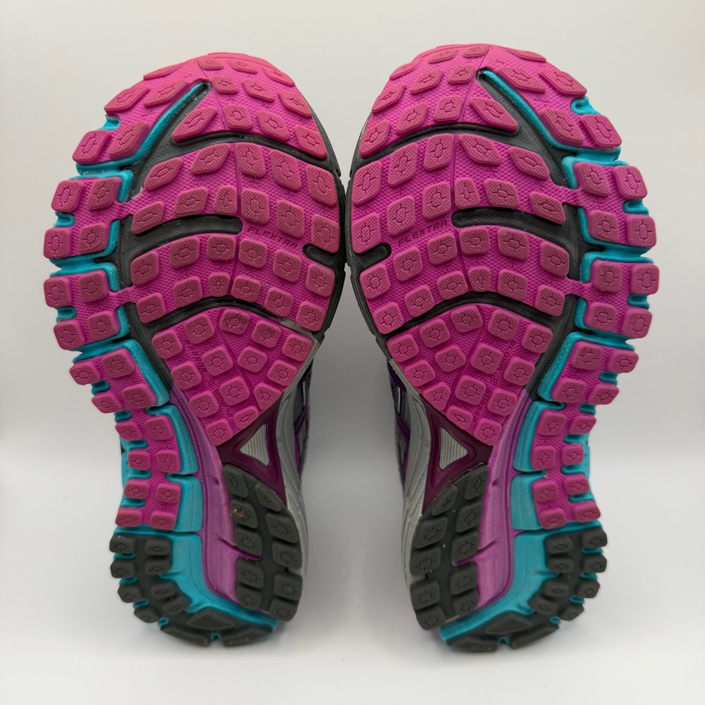 Brooks Adrenaline GTS 17 Women's Size 7 2E EX Wide Running Shoes Silver Purple - Picture 12 of 16